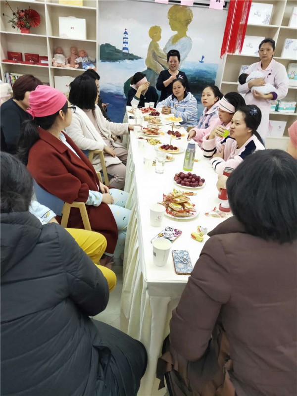 茶话会活动现场